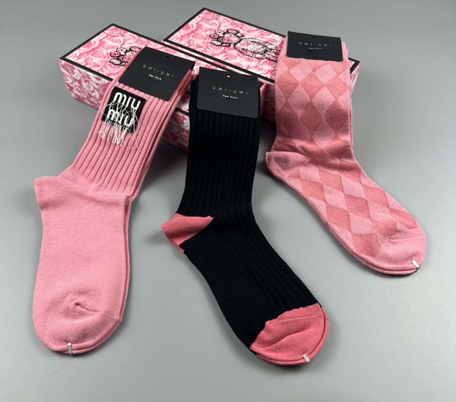 Set of 3 Pairs of Cotton Breathable Crew Socks WZ-924000242