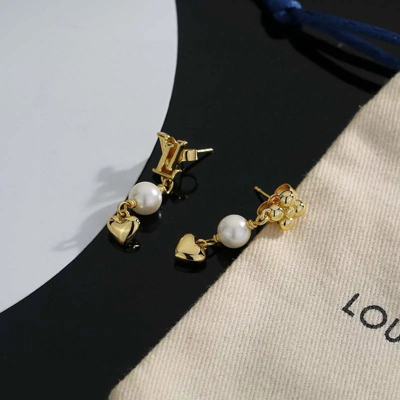 Pearls Earrings ED-931308