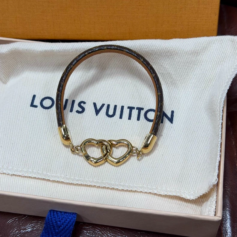 Louis Vuitton M6758E Say Yes Bracelet