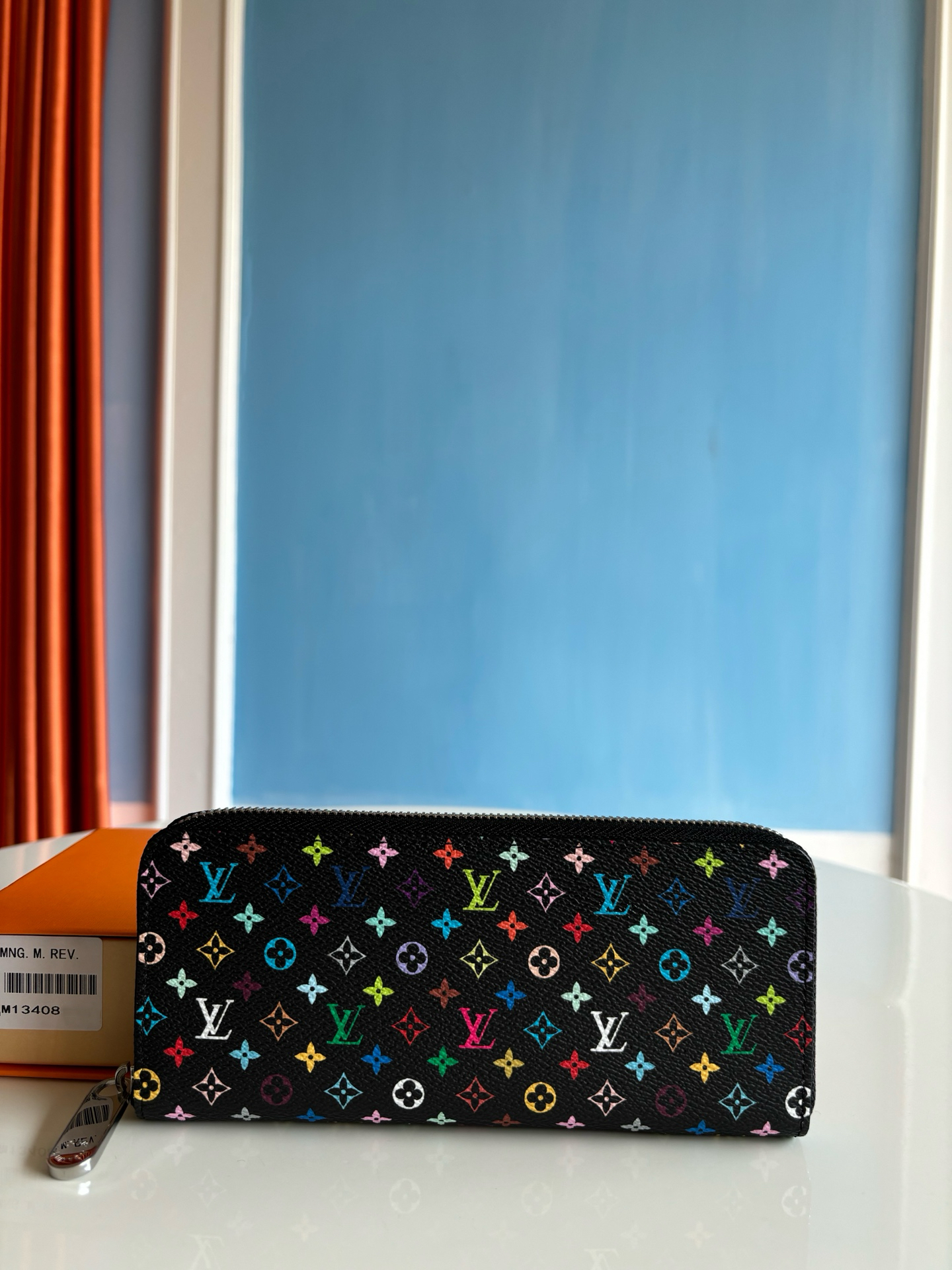 LOUIS VUITTON（ルイヴィトン）2025★村上隆 ×LV コラボレーション★ Zippy ジッパー財布