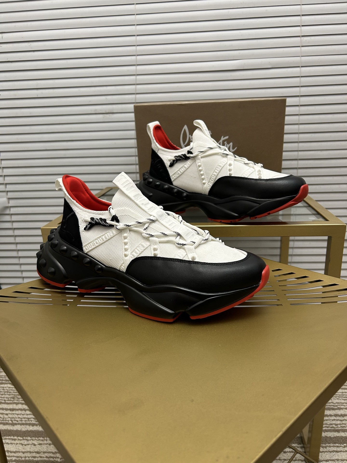 C X L Sneakers