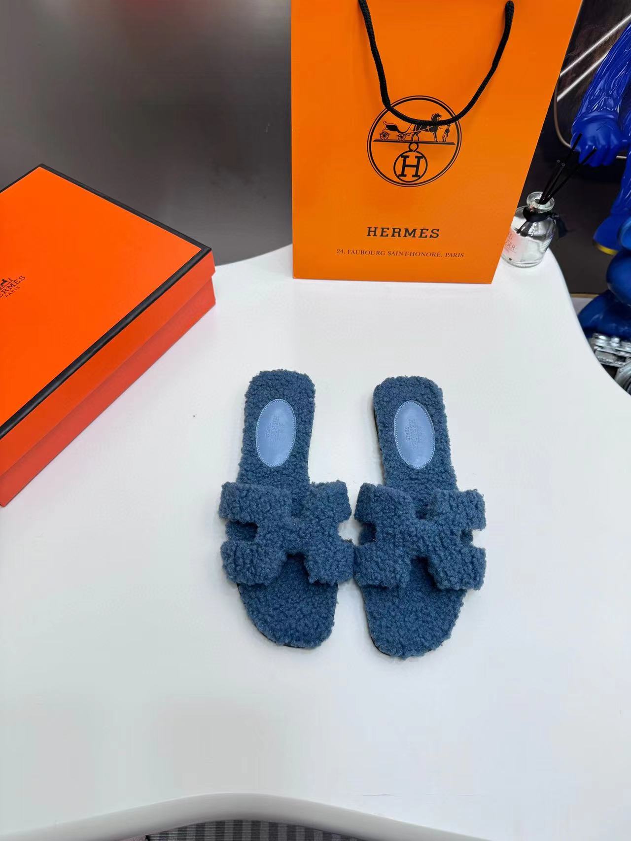 Classic Cashmere Slipper LX-872154
