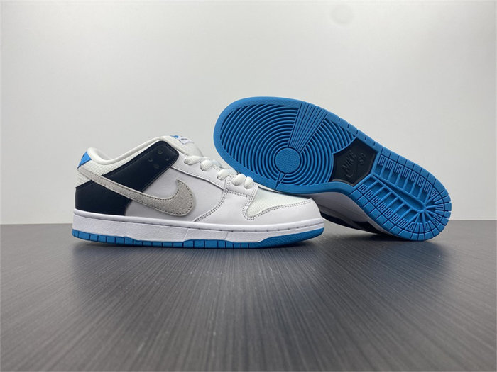 NK SB Dunk Low Laser Blue BQ6817-101