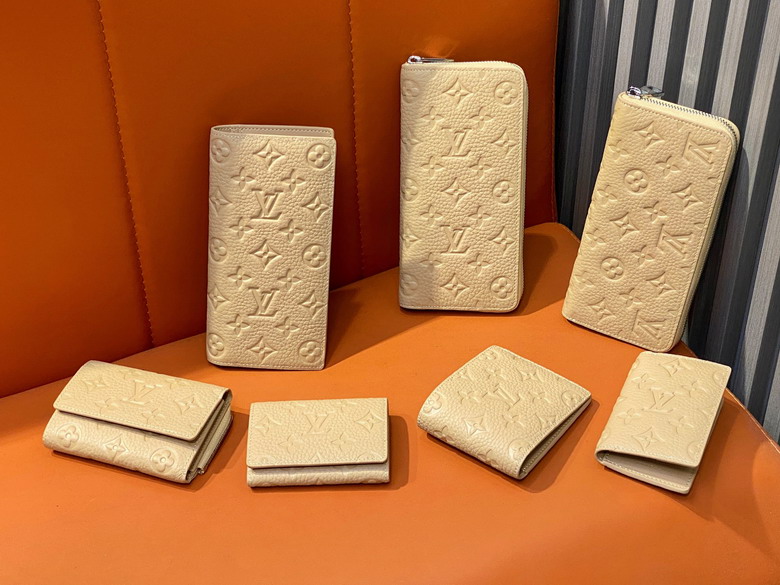 LV Wallets（Multiple sizes）
