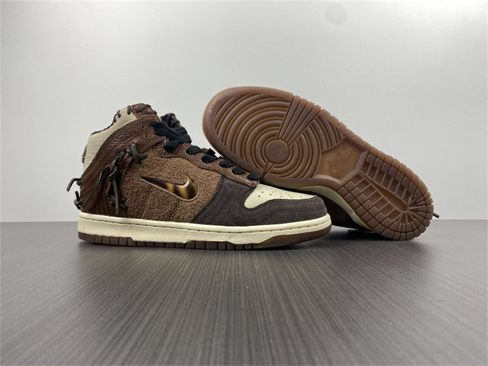 NK Dunk High Bodega Legend Fauna Brown CZ8125-200