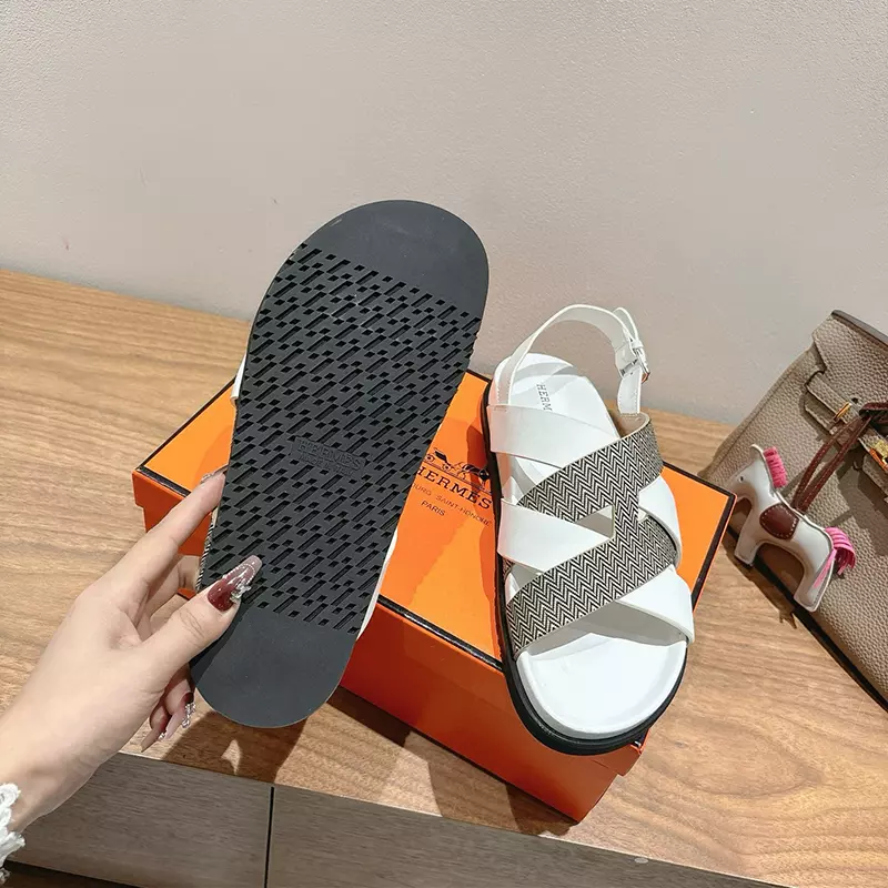 Fashion High Quality Sandals LX-872321