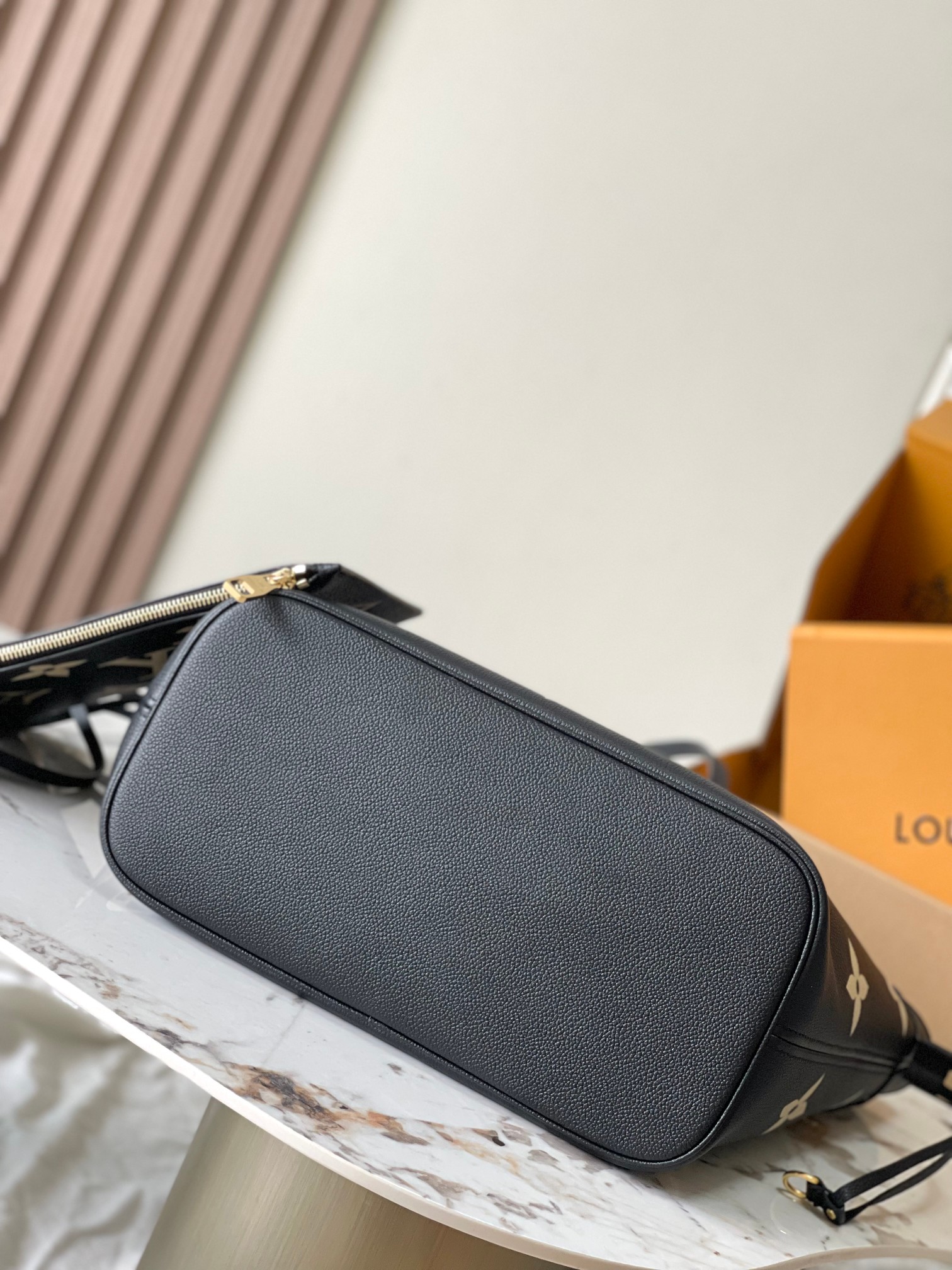 Louis Vuitton Neverfull MM Women Handbag M58907