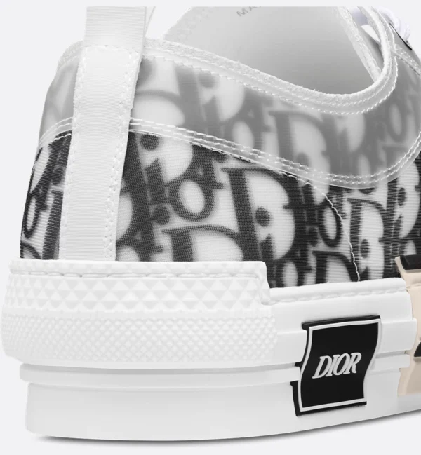 DR B23 League Low – White and Black