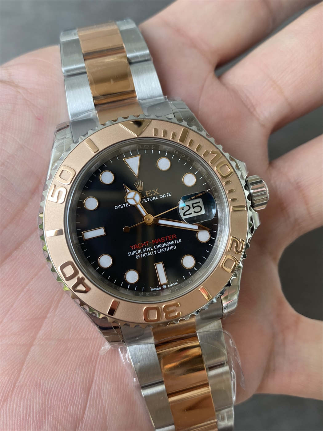 VSF Yacht-Master 40 Two-Tone Black Dial – 126621 Replica (VS3235)