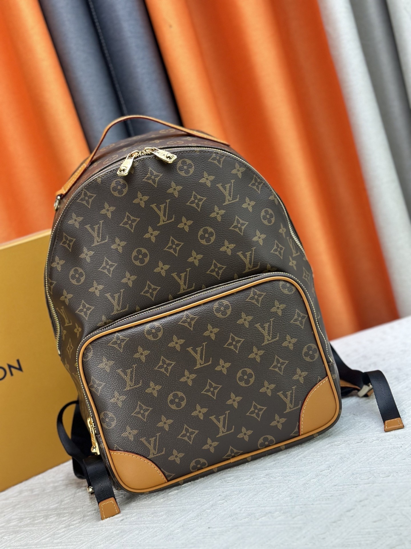 LV DISCOVERY CARGO Backpack 30x39x19cm