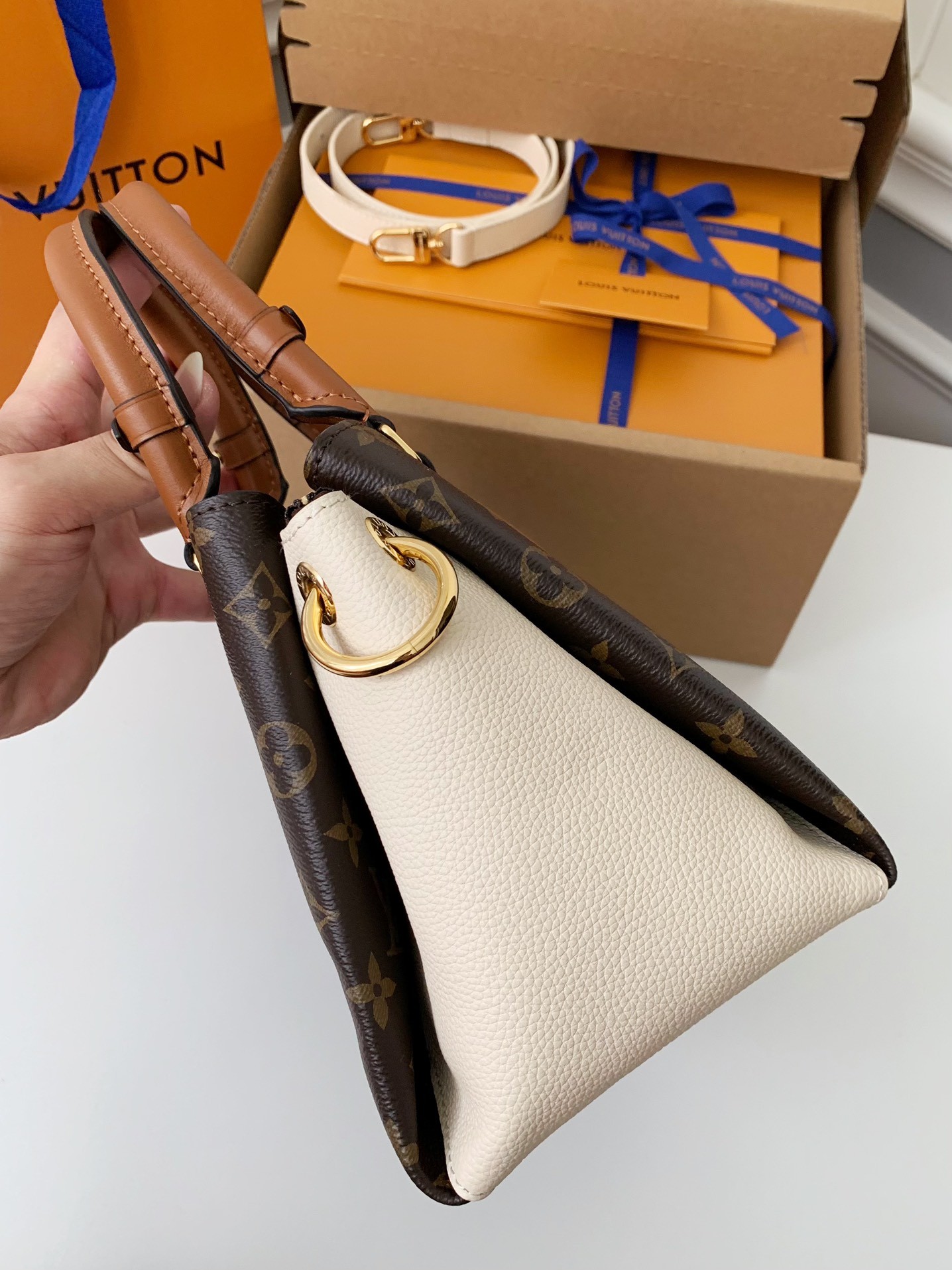 LV VENDOME  26*18*15cm