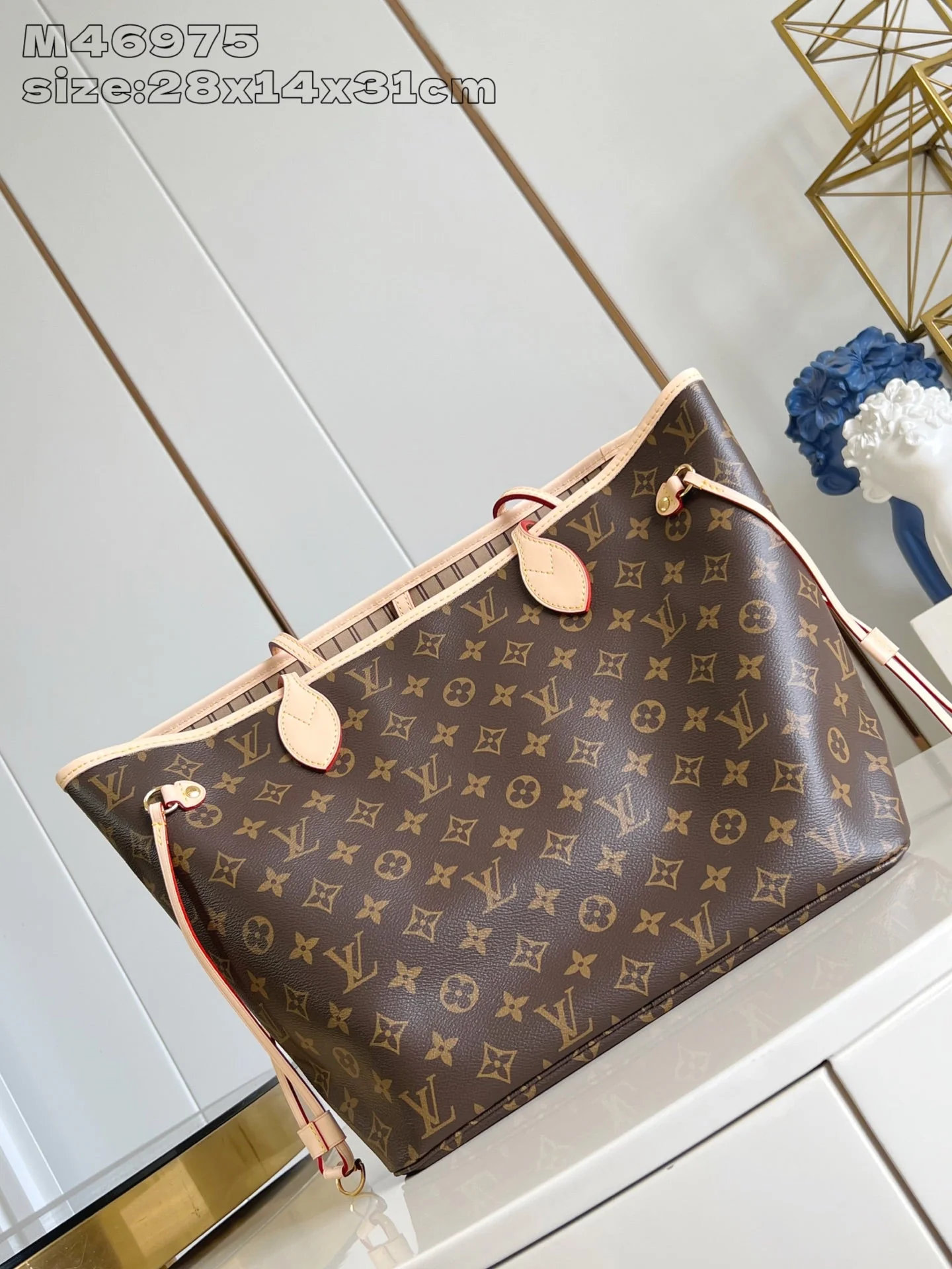 【Louis Vuitton】A classic and very popular choice! Easy to use ◆ Neverfull MM bag, Monogram