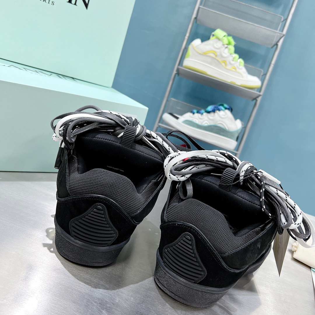 LAN Leather Curb 8