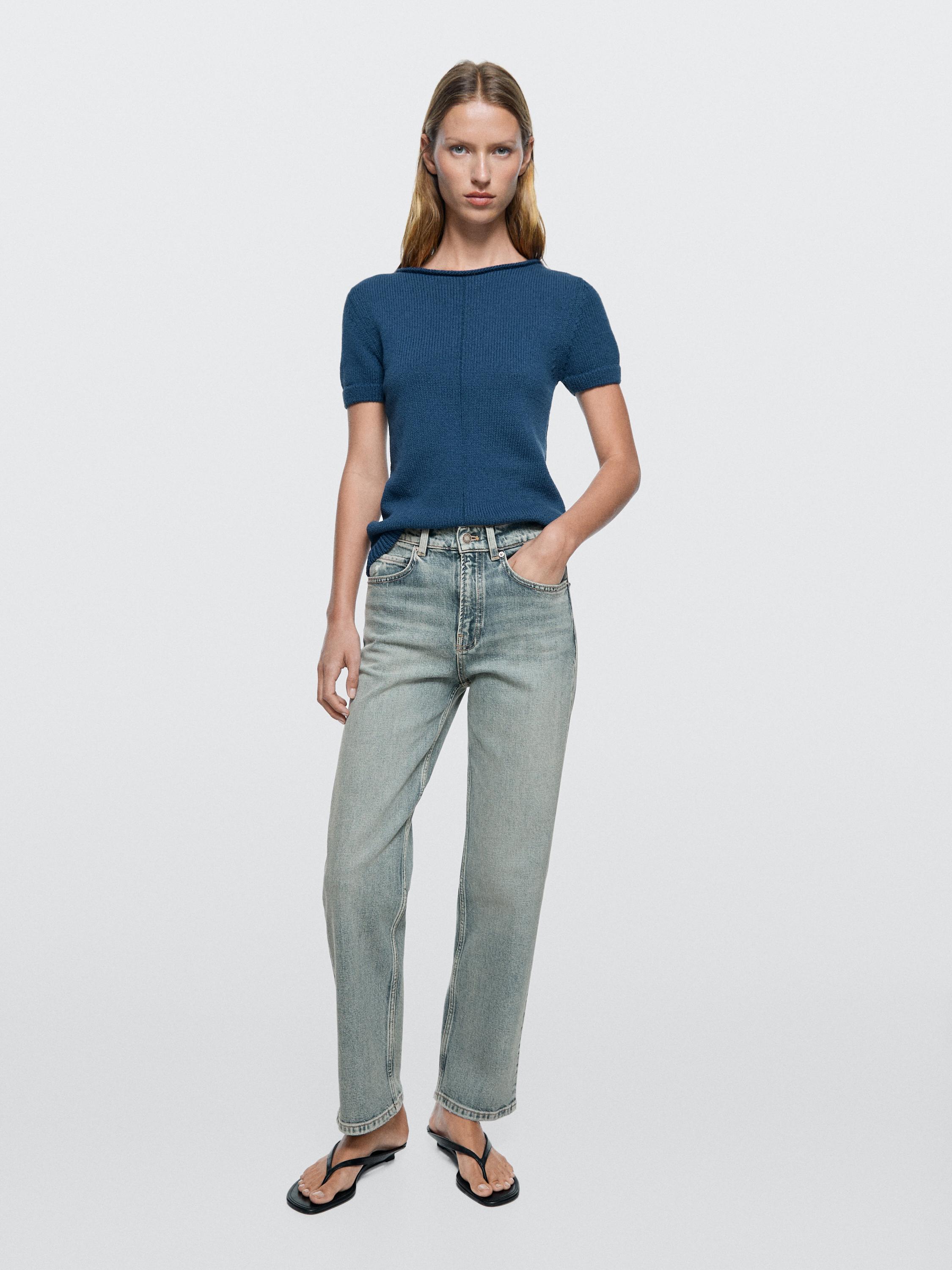 Jeans straight fit tiro medio