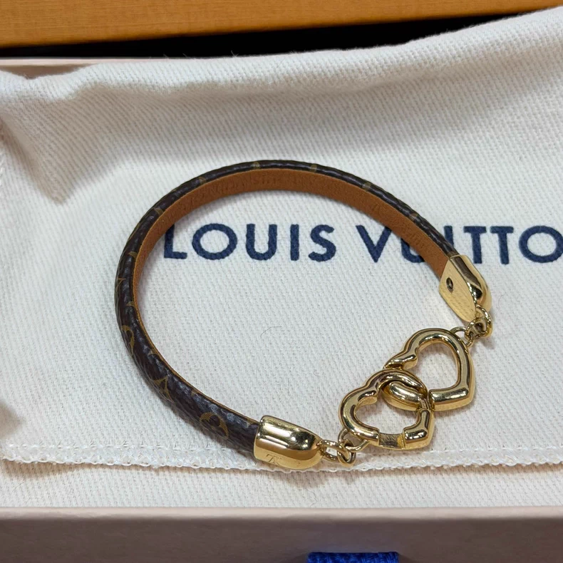 Louis Vuitton M6758E Say Yes Bracelet