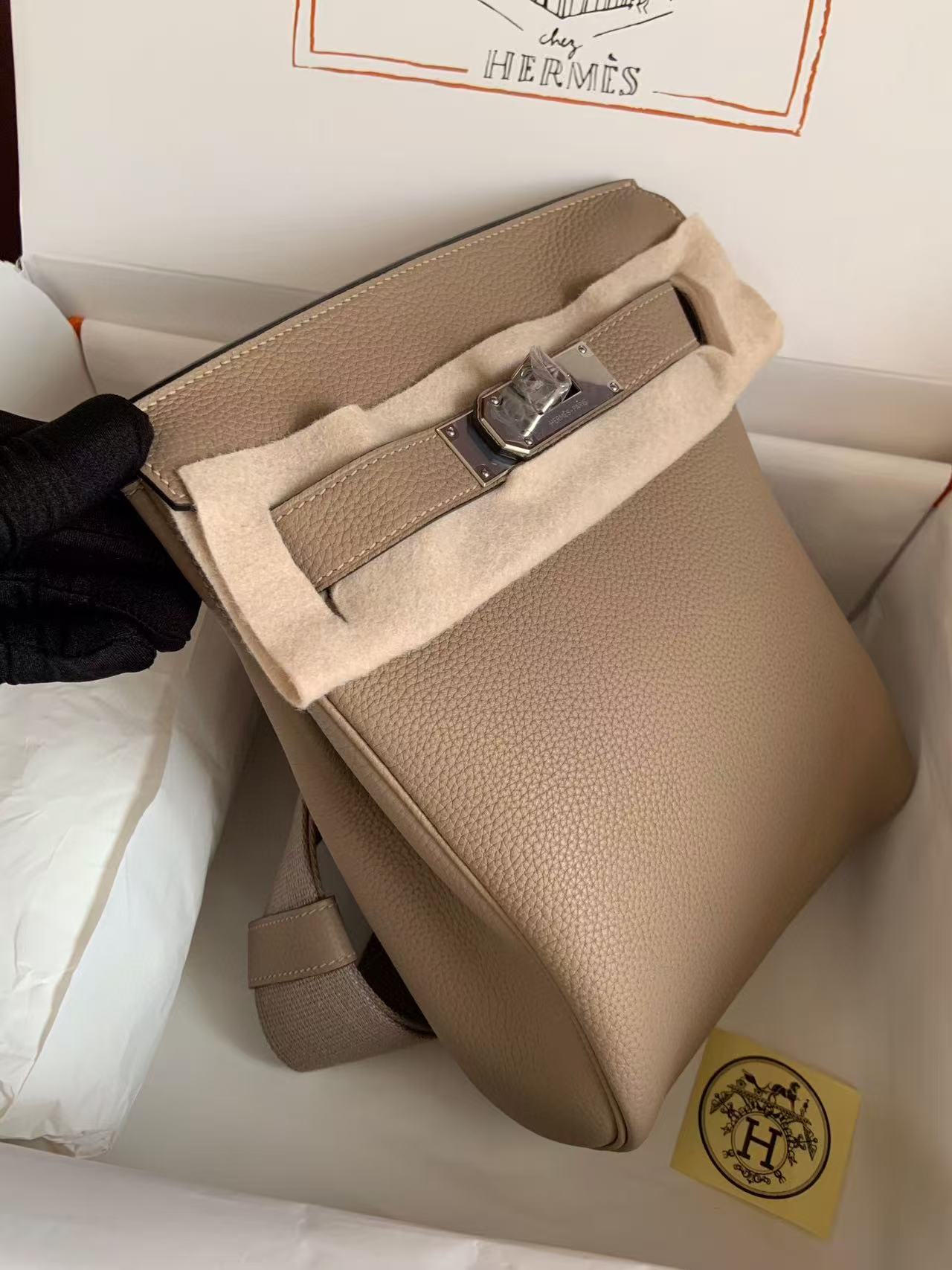 Hermès chest bag customize