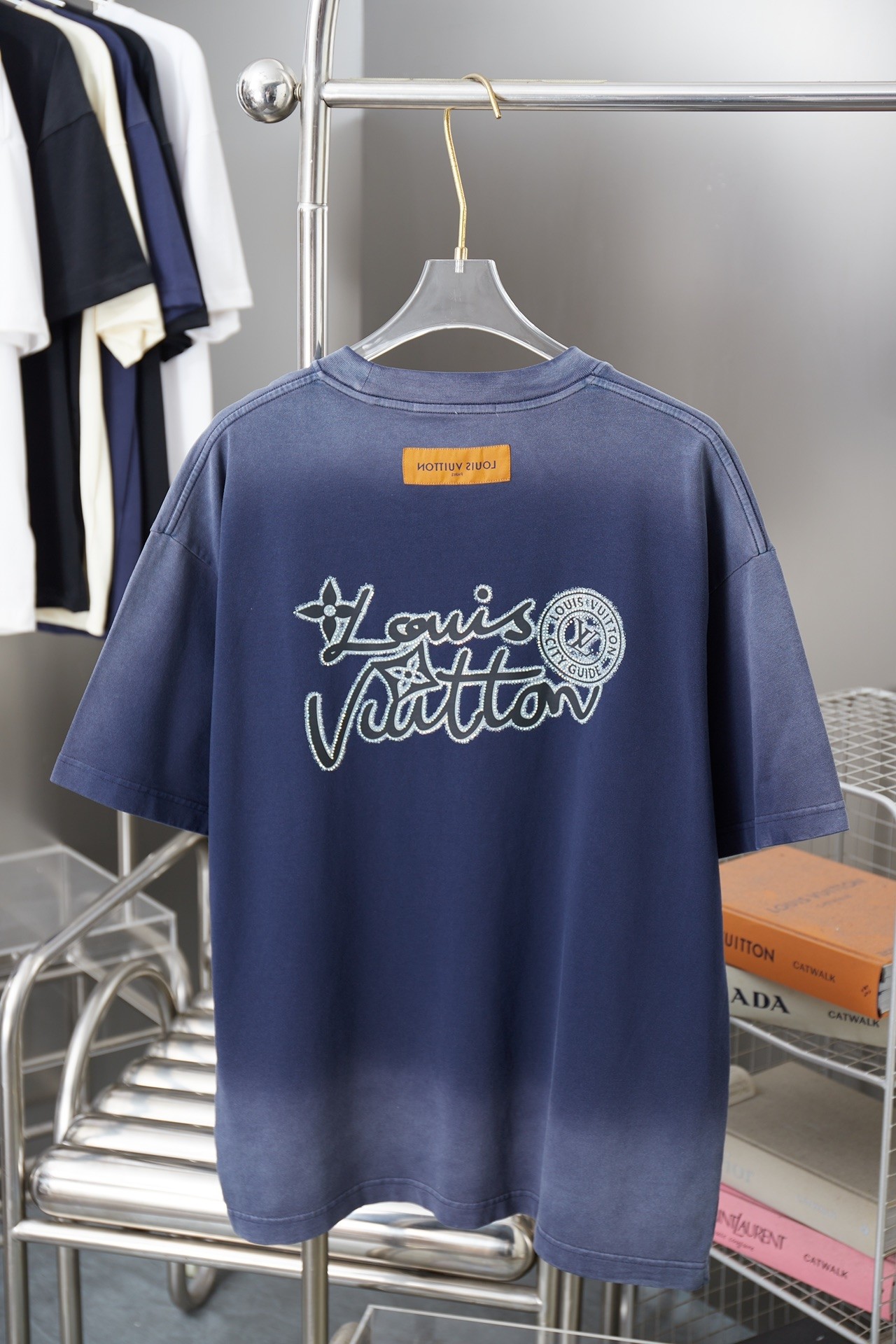 LV T-Shirt