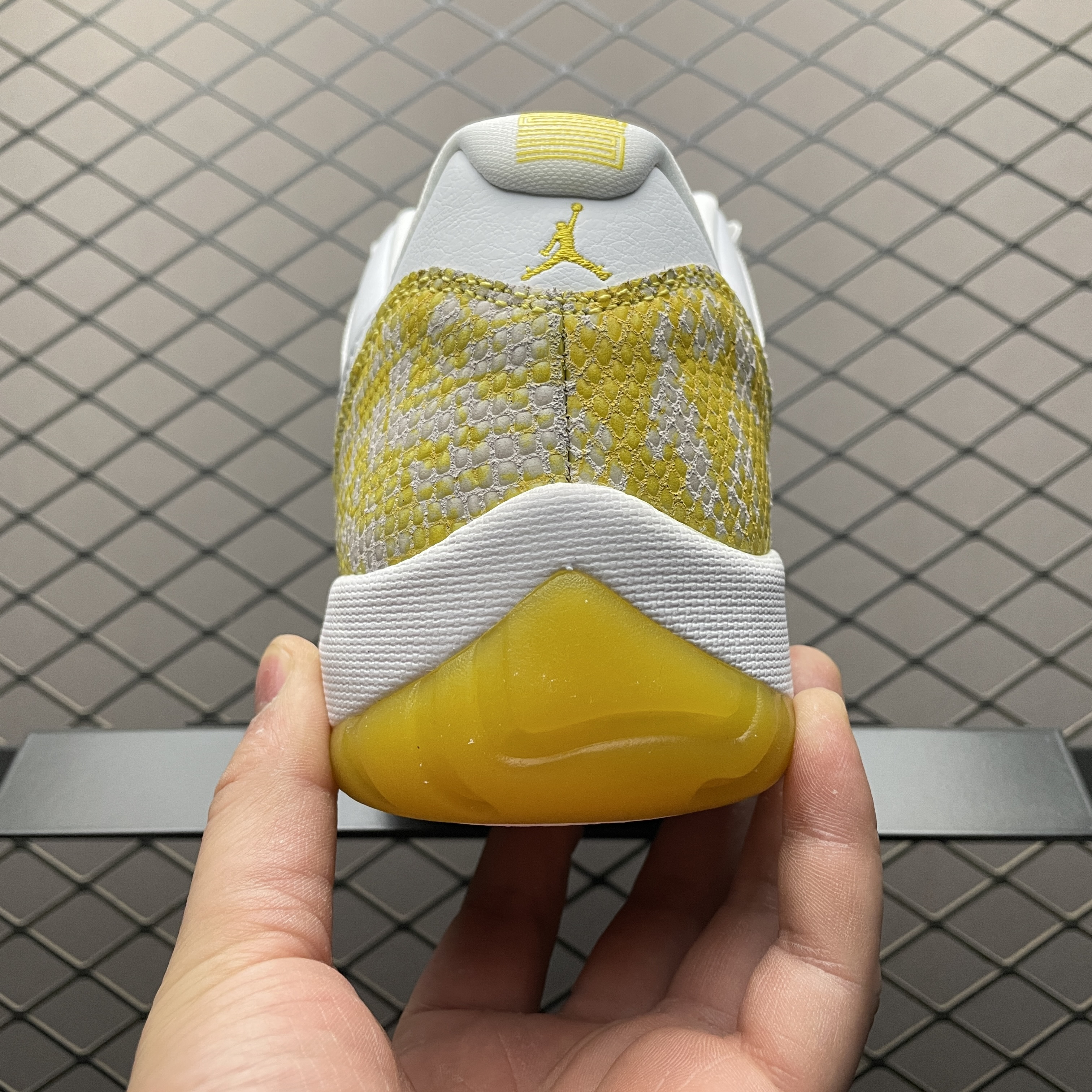 JRD 11 Retro Low Yellow Snakeskin AH7860-107