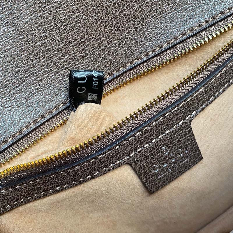 Messenger bag with strap 9.8″x7.1″x3.5″ BB-918000686