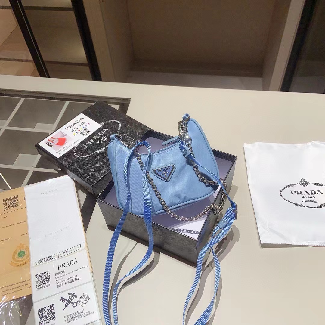 New 5.9″x4.3″x1.6″ mini crossbody bag with chains and strap BB-921217