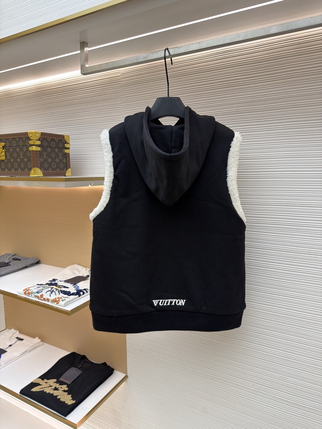 LV Double-sided hooded vest