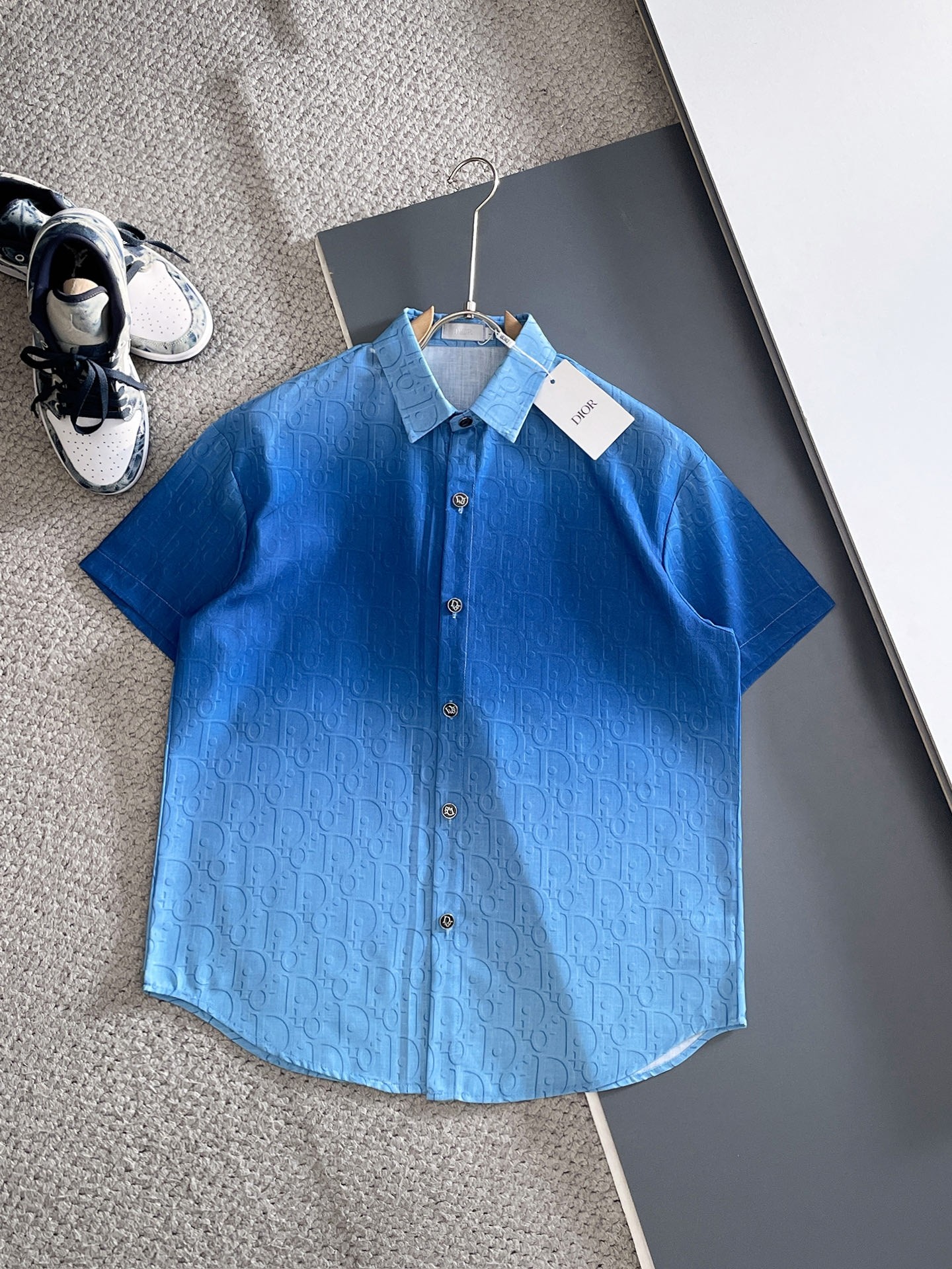 DR Two-piece suit