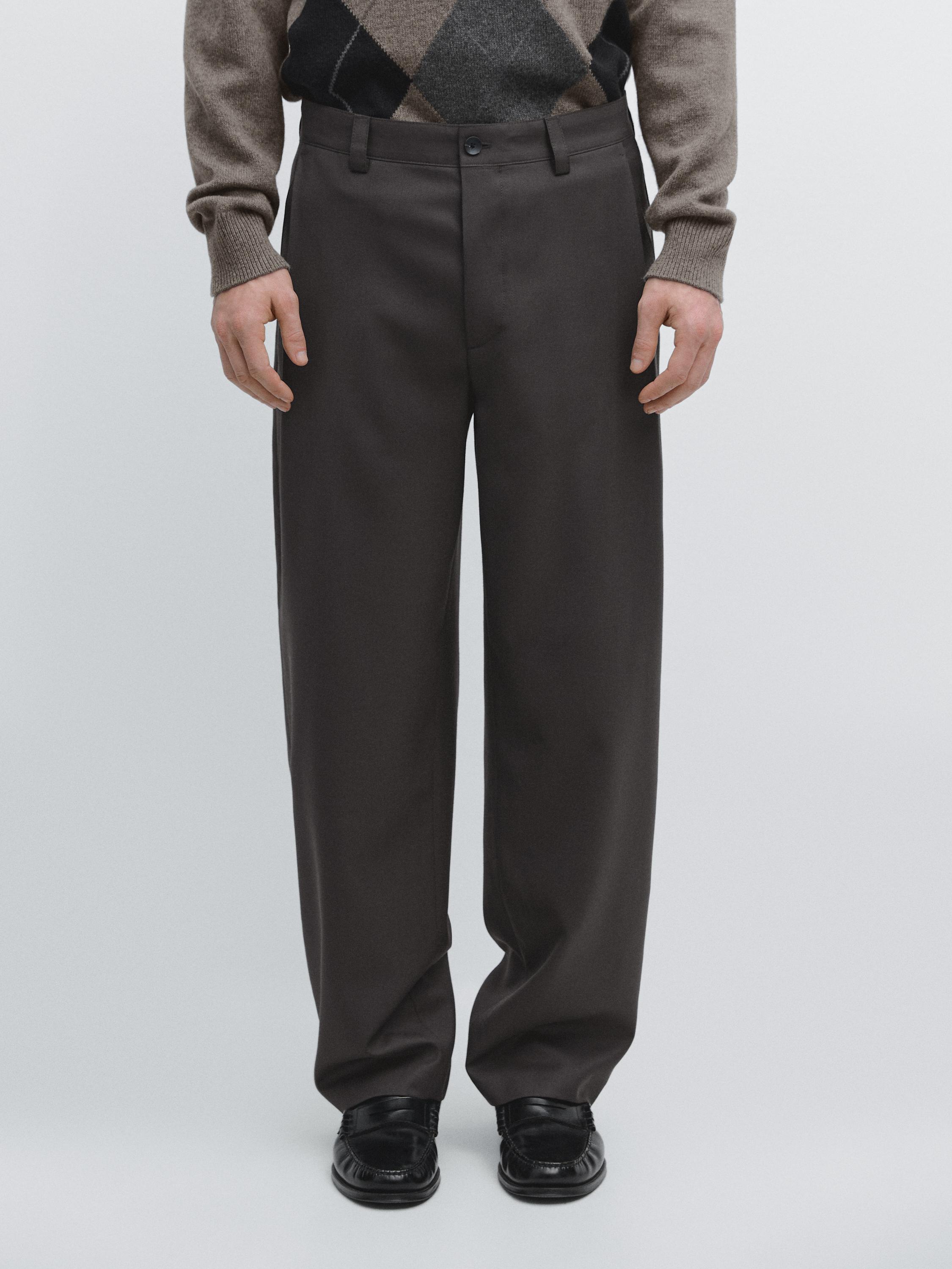 Pantalón relaxed fit con lana