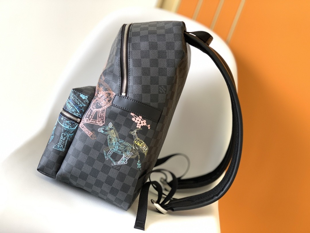 LV Backpack M45275 Size：40x37x20cm