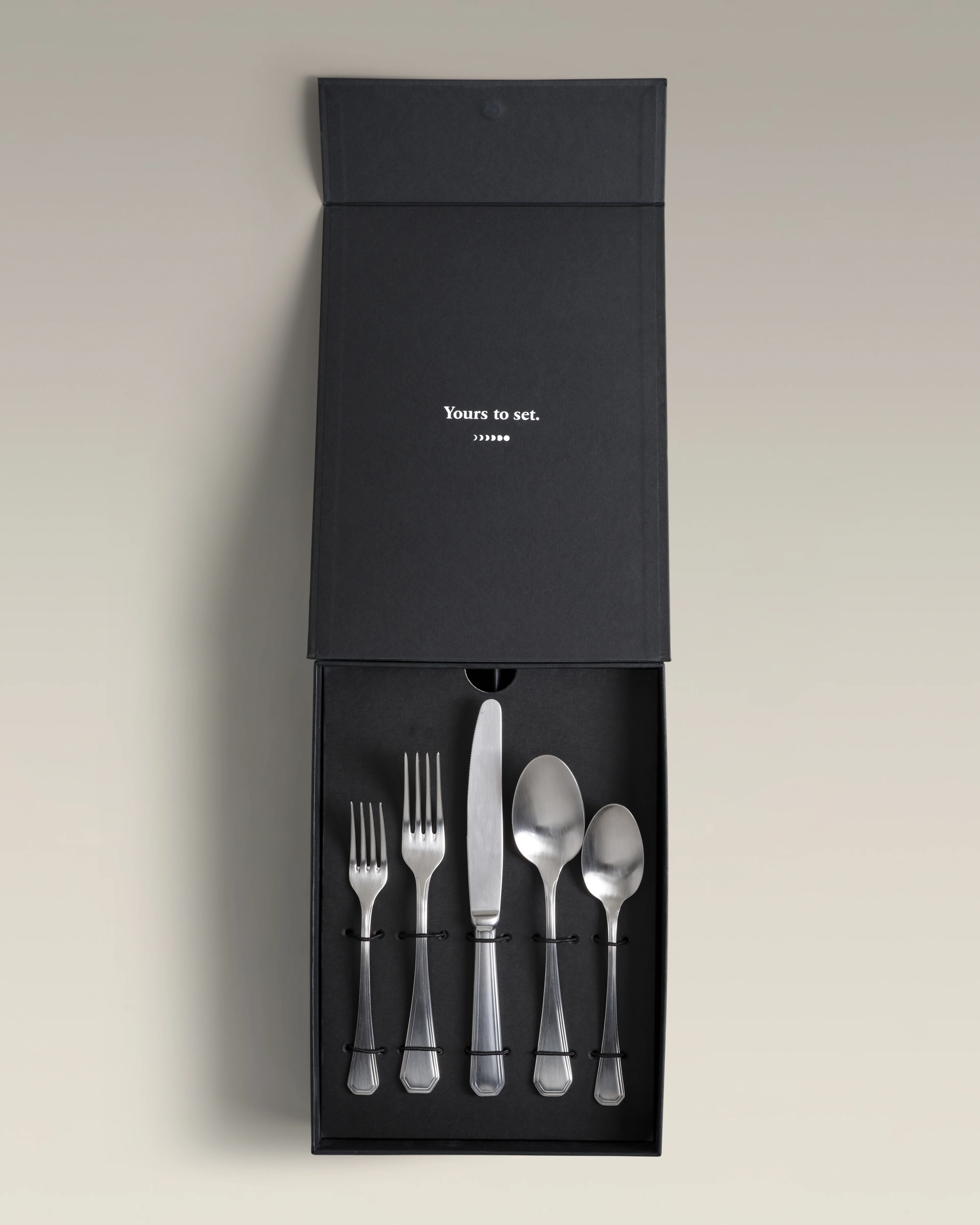 Palisades Four-Person Flatware Settings