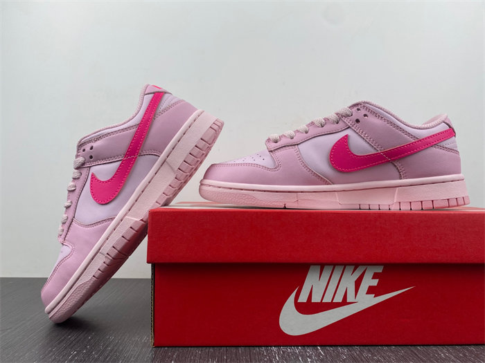 NK Dunk Low Triple Pink DH9765-600