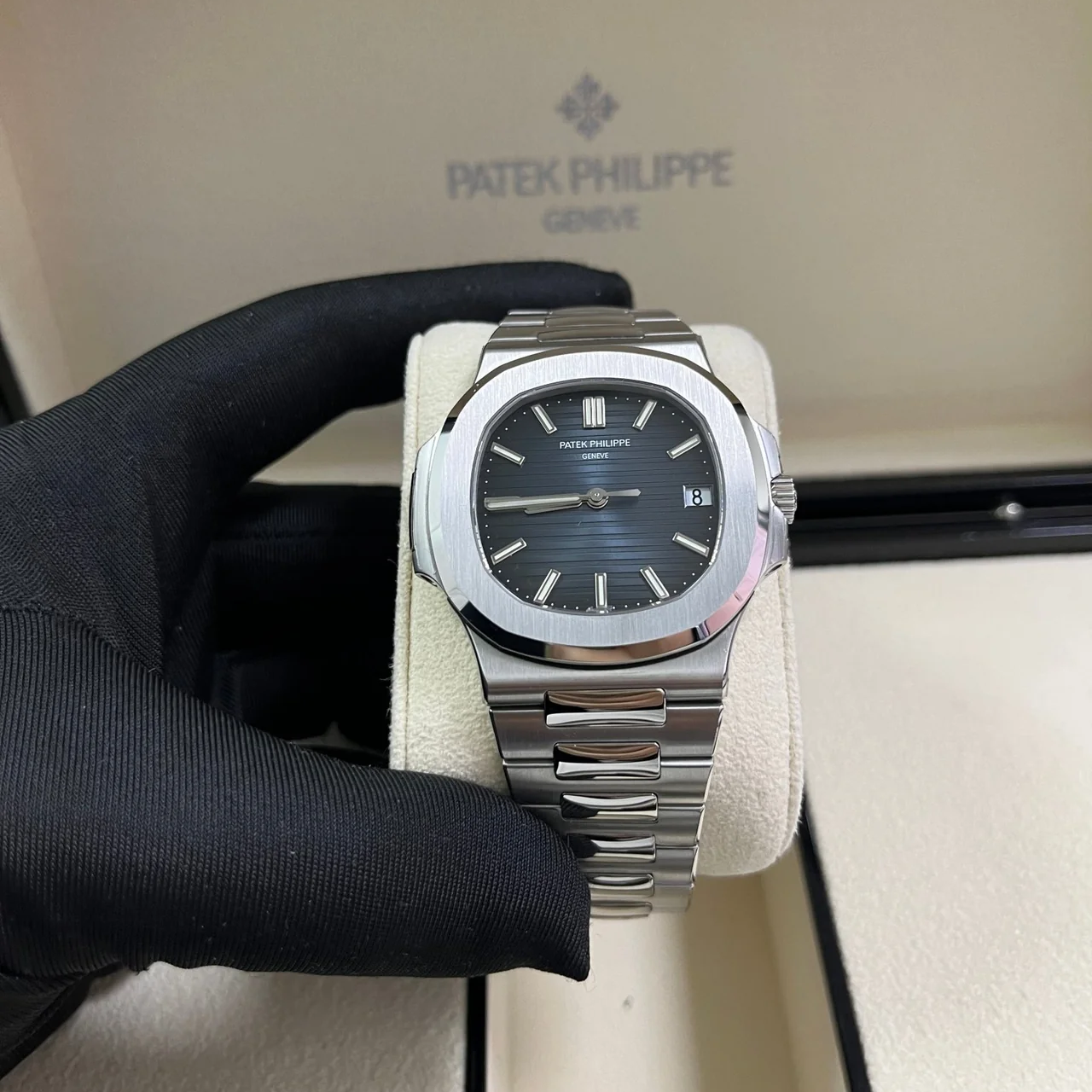 Patek Philippe Watches Nautilus Mens 5711/1A-010