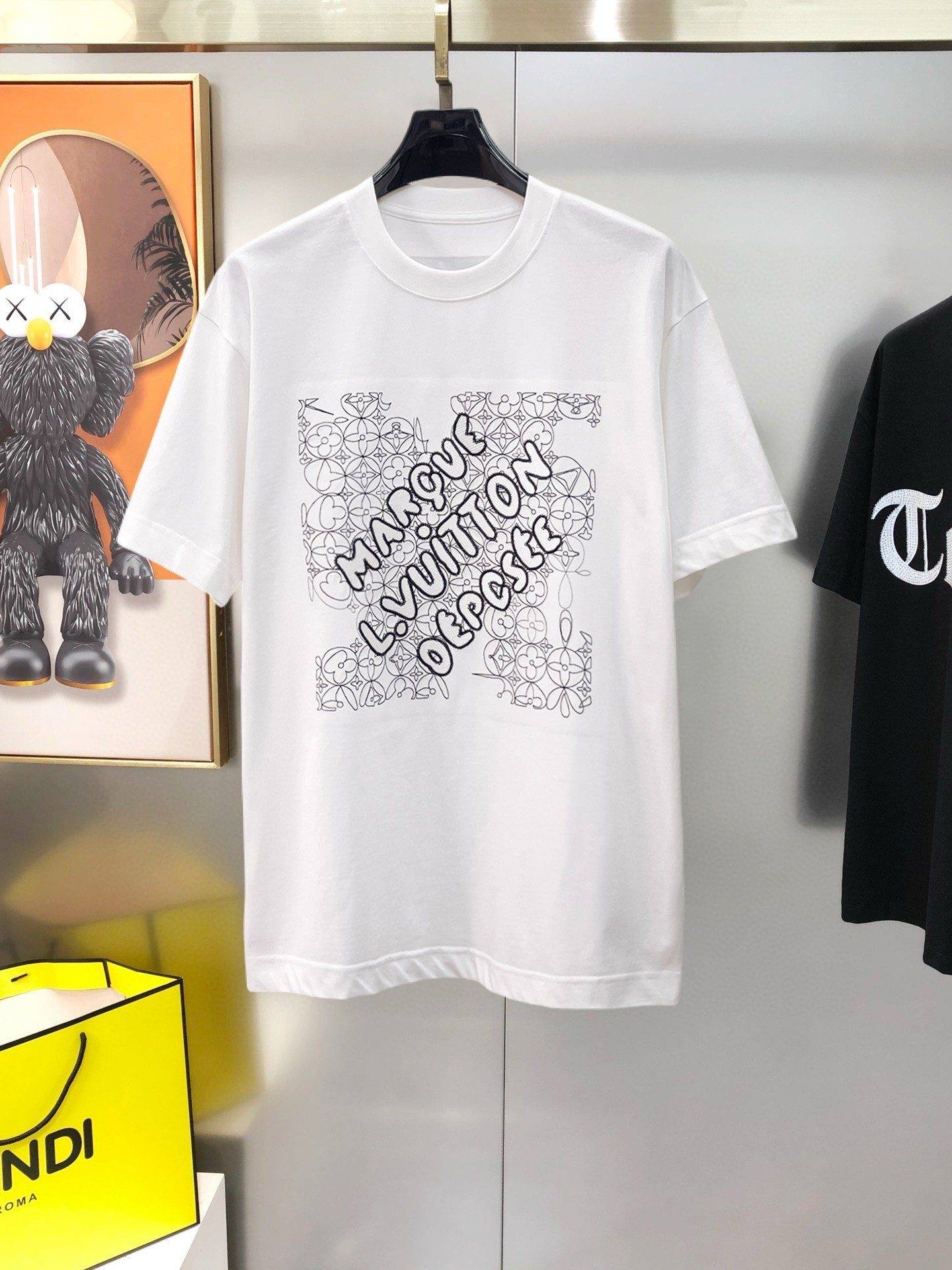 LV T-shirt