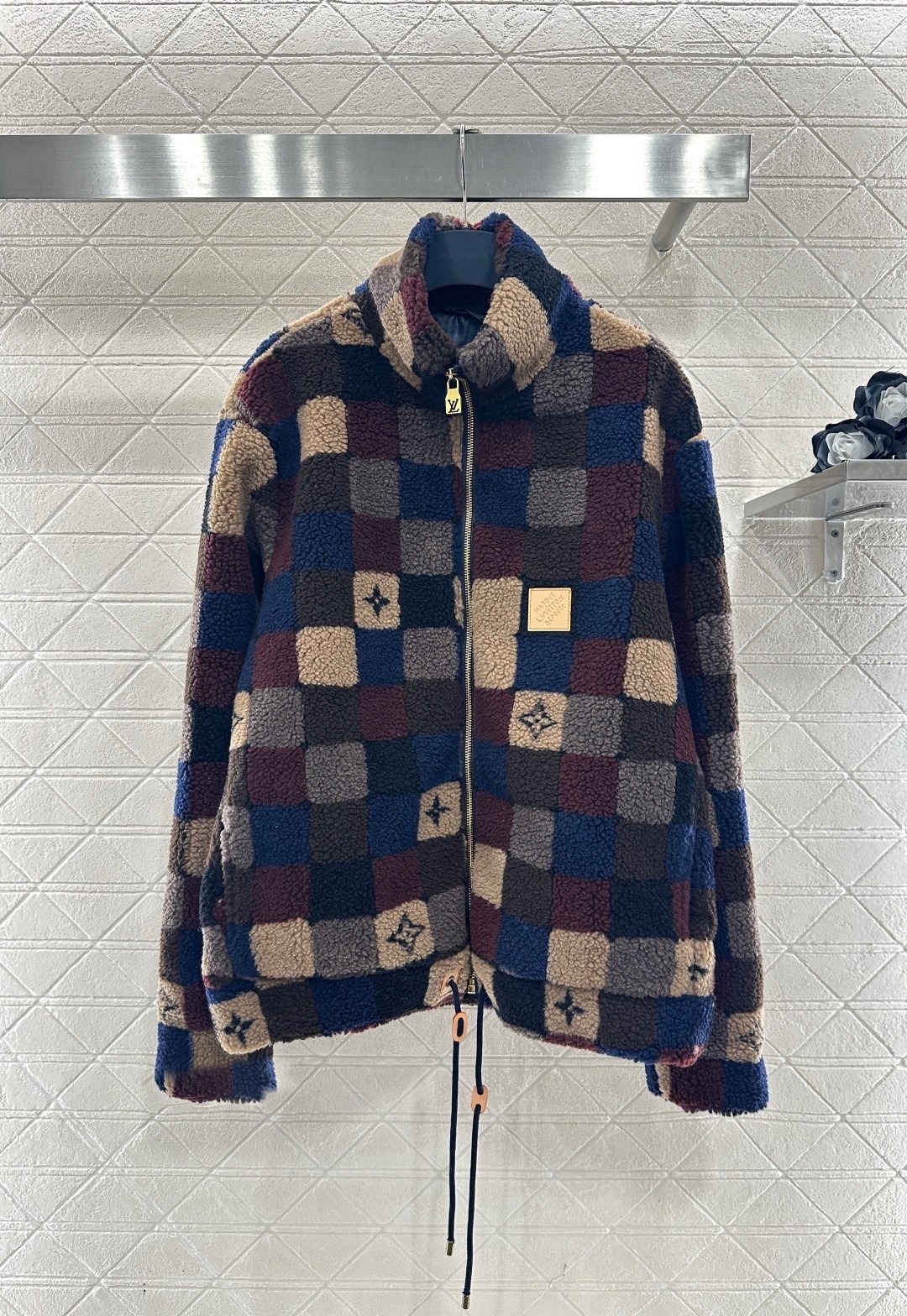 LV  Contrasting plaid plush jacket