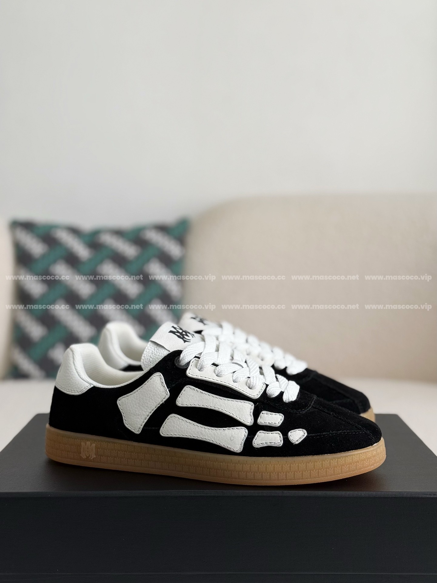 AMRI Sneakers