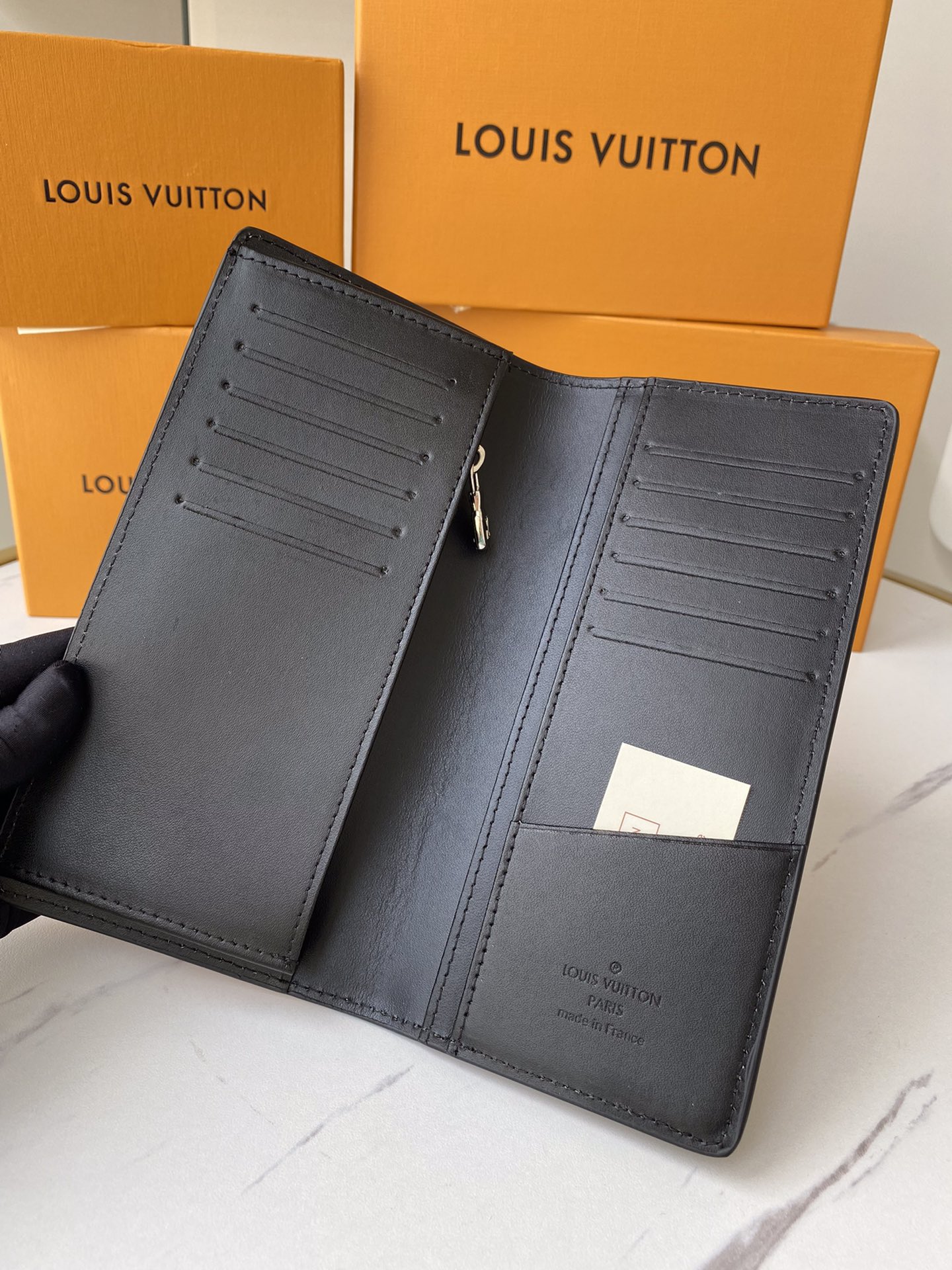 Long wallet 3.9″x7.5″x0.8″ BB-918000284