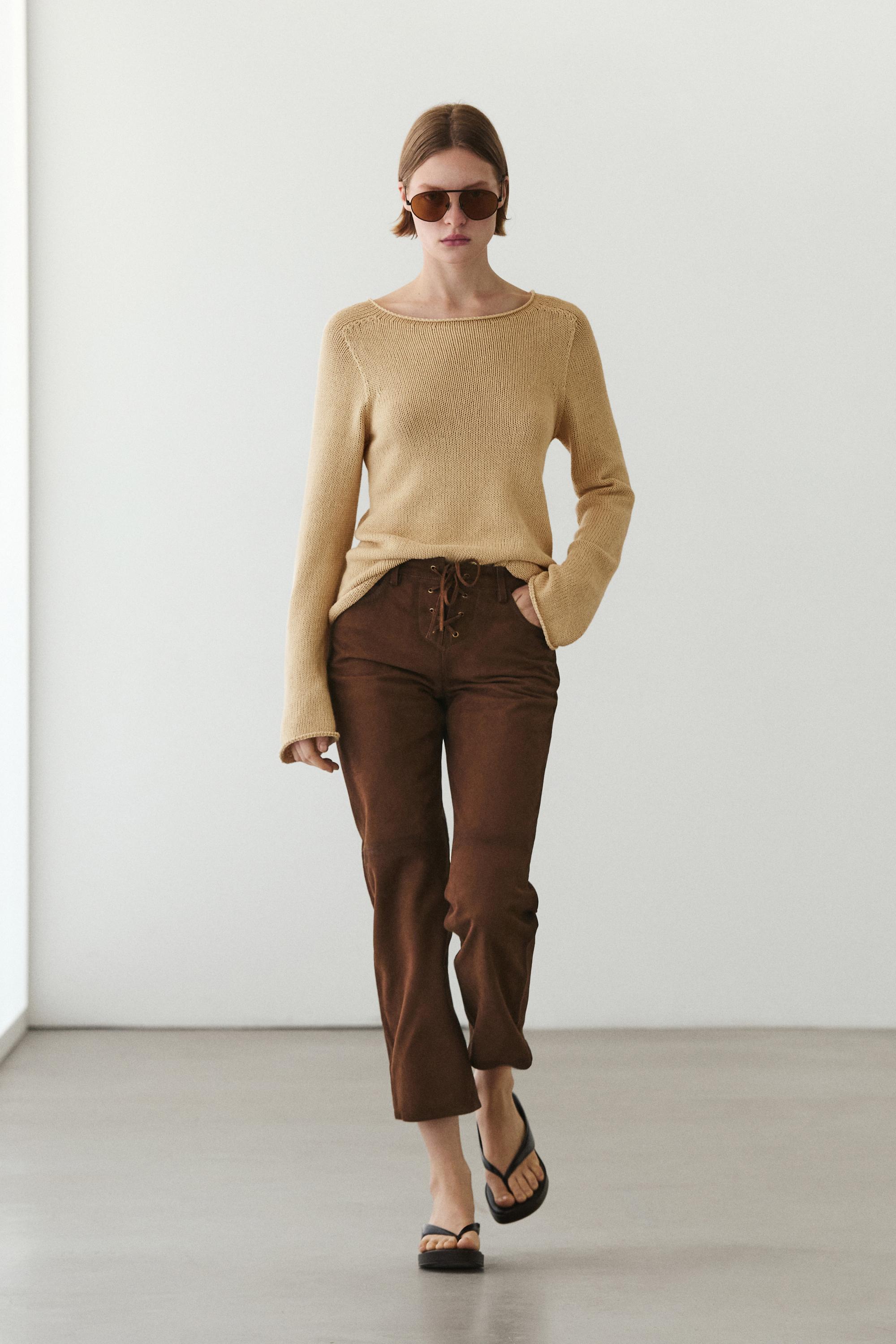 Pantalón cropped detalle cordones piel ante