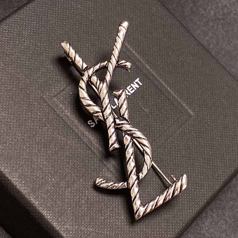 Silver Brooch QTXZ-9110026