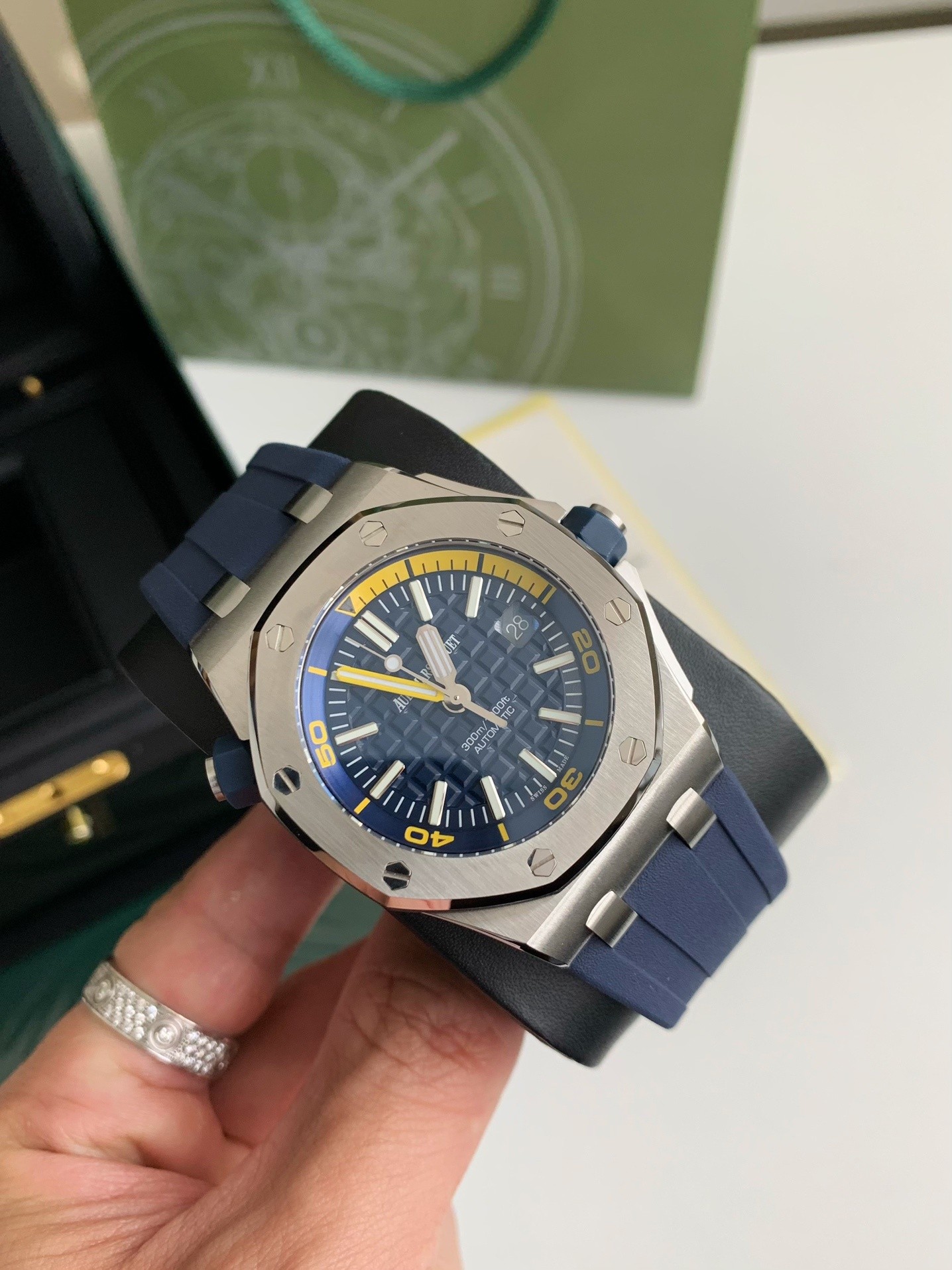 Audemars Piguet Royal Oak Offshore series mechanical men’s Watch V 8 version, Color series