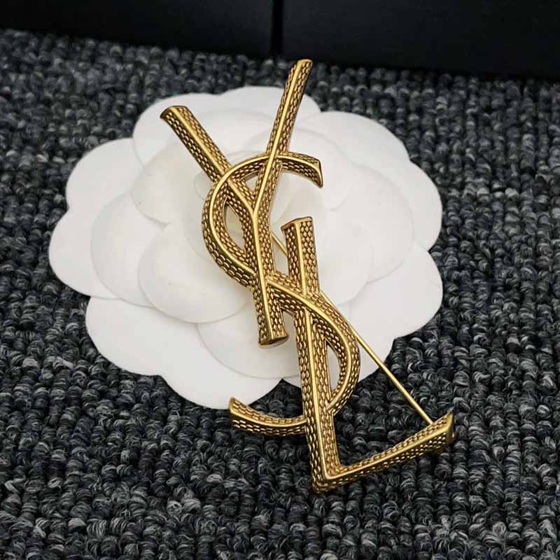 Golden Brooch 3Colors QTXZ-9110012