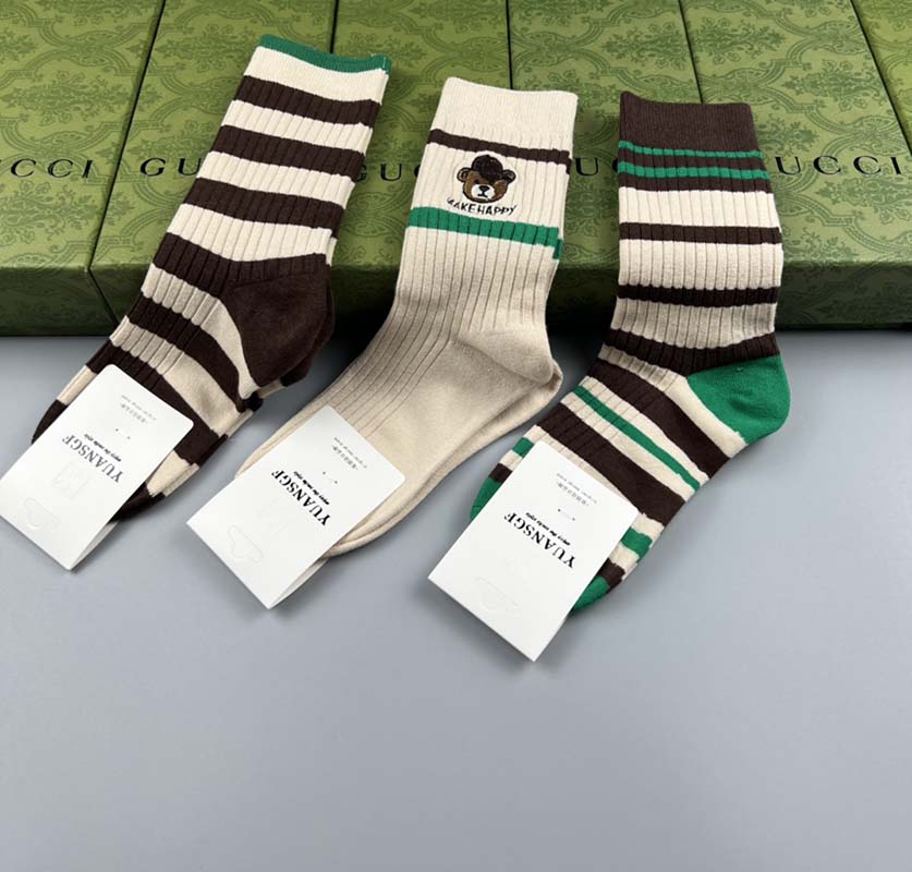 Set of 3 Pairs of Cotton Anti-bacterial Crew Socks WZ-924000146