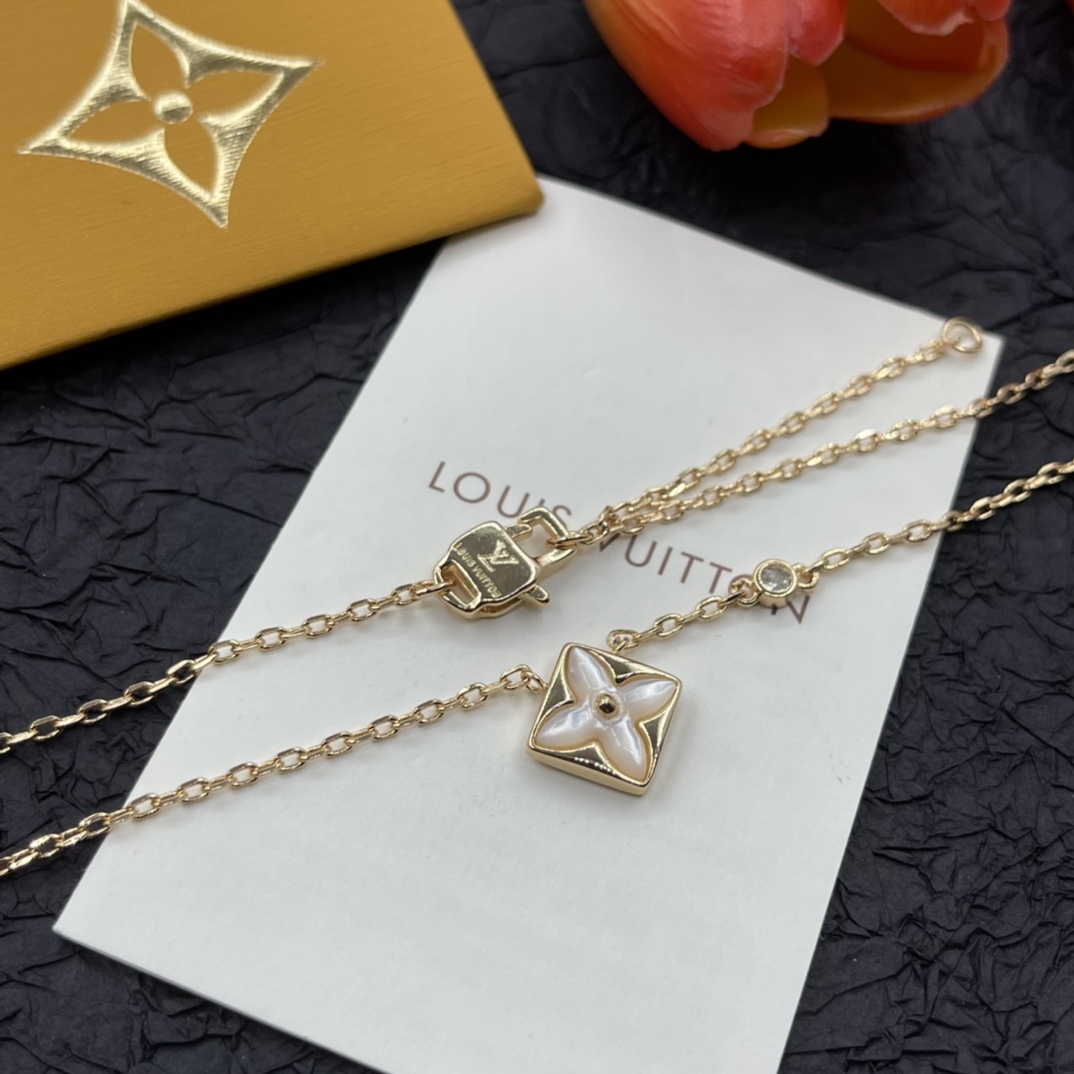 Necklace VVXL-9120021