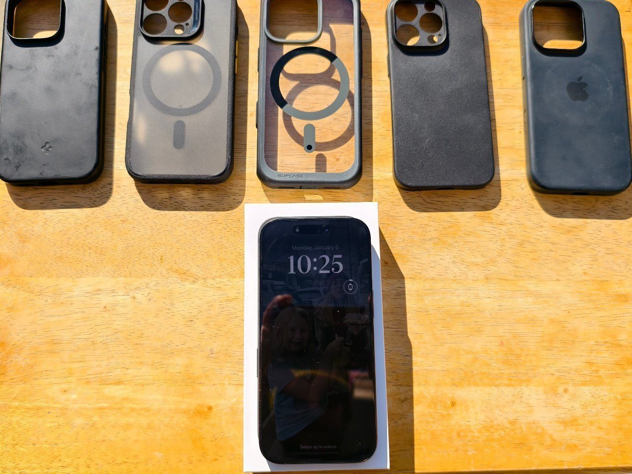 iPhone 16 pro 6.3 