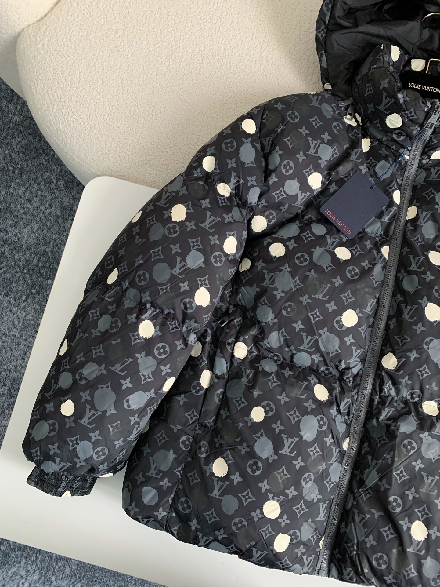 LV x YAYOI KUSAMA Collaboration SS23 Jacket