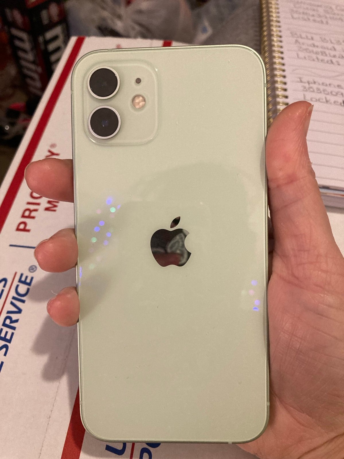 iPhone 12 1O63