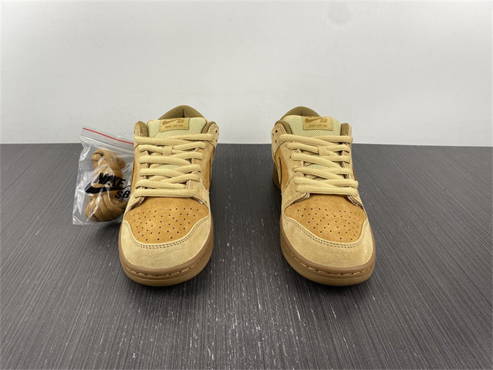 NK SB Dunk Low Wheat 883232-700