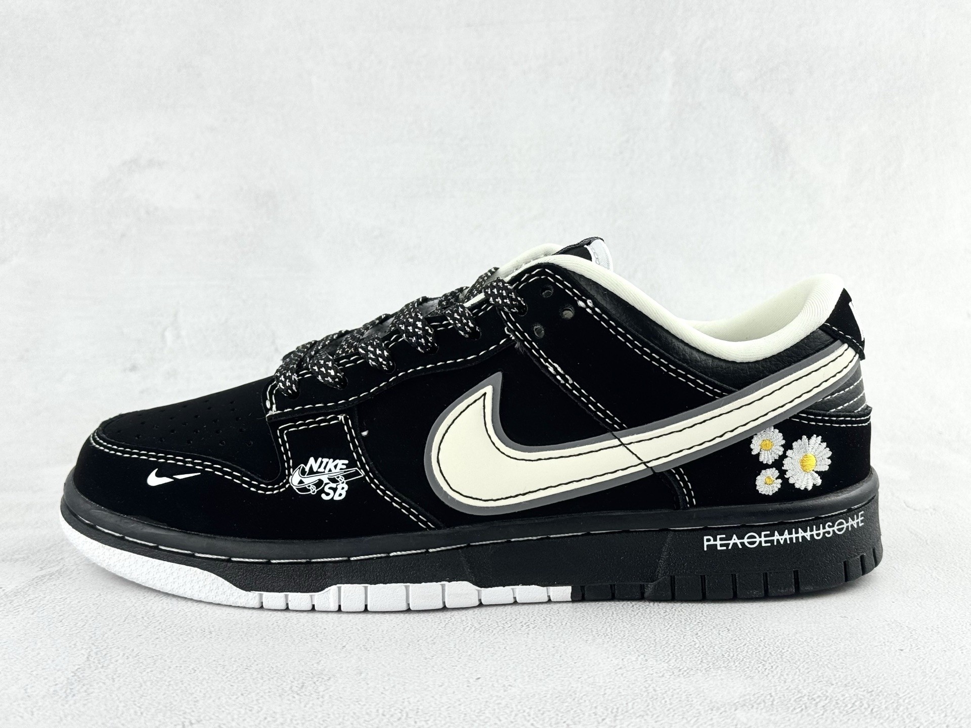 NK SB Dunk Low KK1333-053