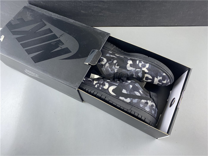NK Dunk Low Comme des Garcons Print CZ2675-001