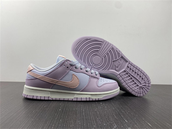 NK Dunk Low Easter DO1503 001
