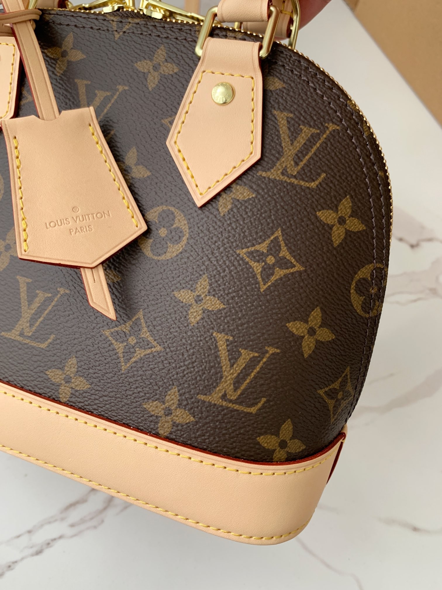 LV ALMA BB M53152 23.5*17.5*11.5 cm