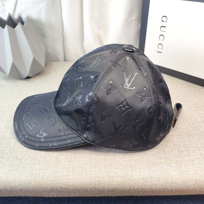 Fashion Classical Adjustable Black Baseball Cap MZ-916108